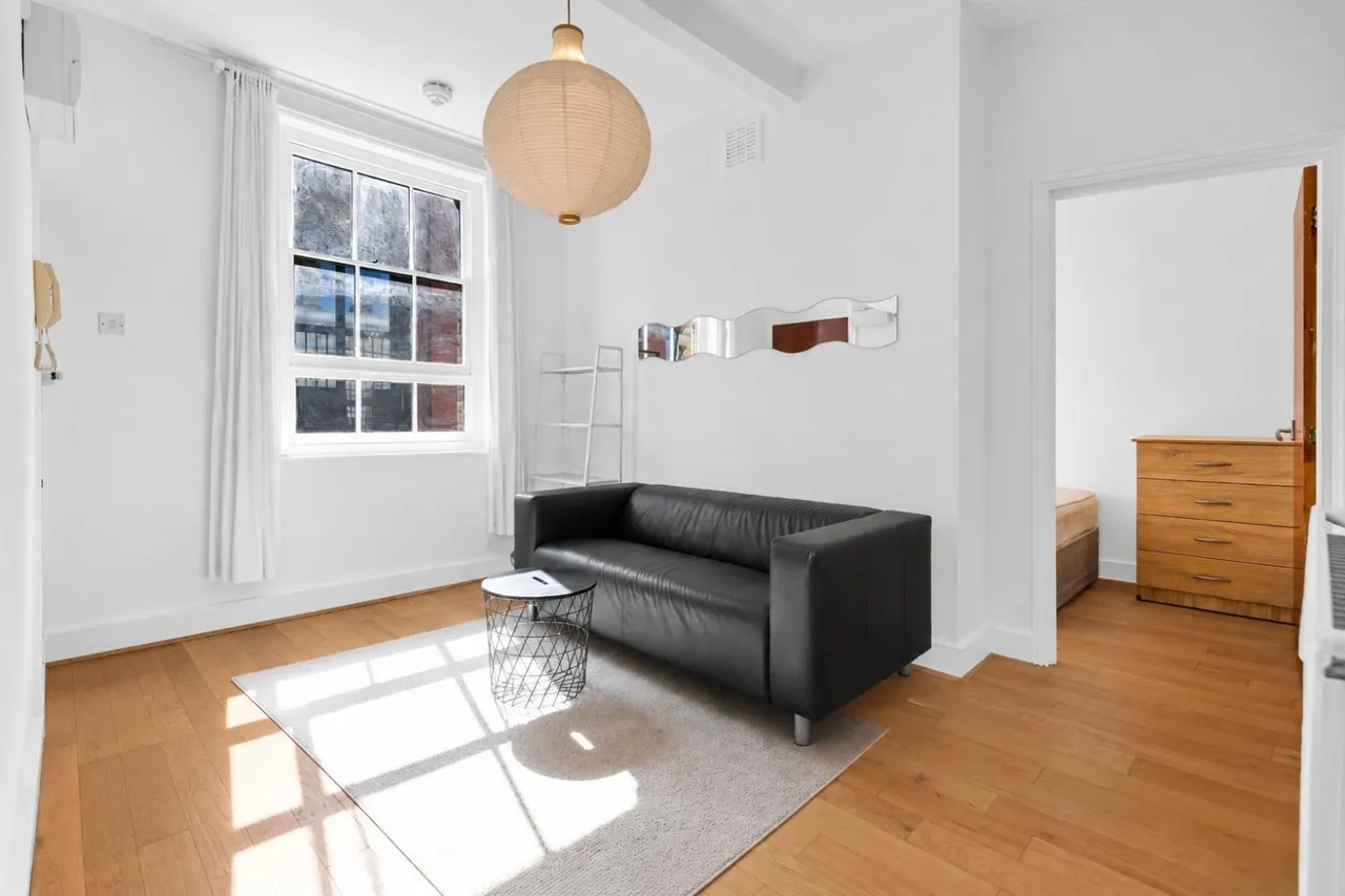 Luke Street , Shoreditch, EC2, photo 2