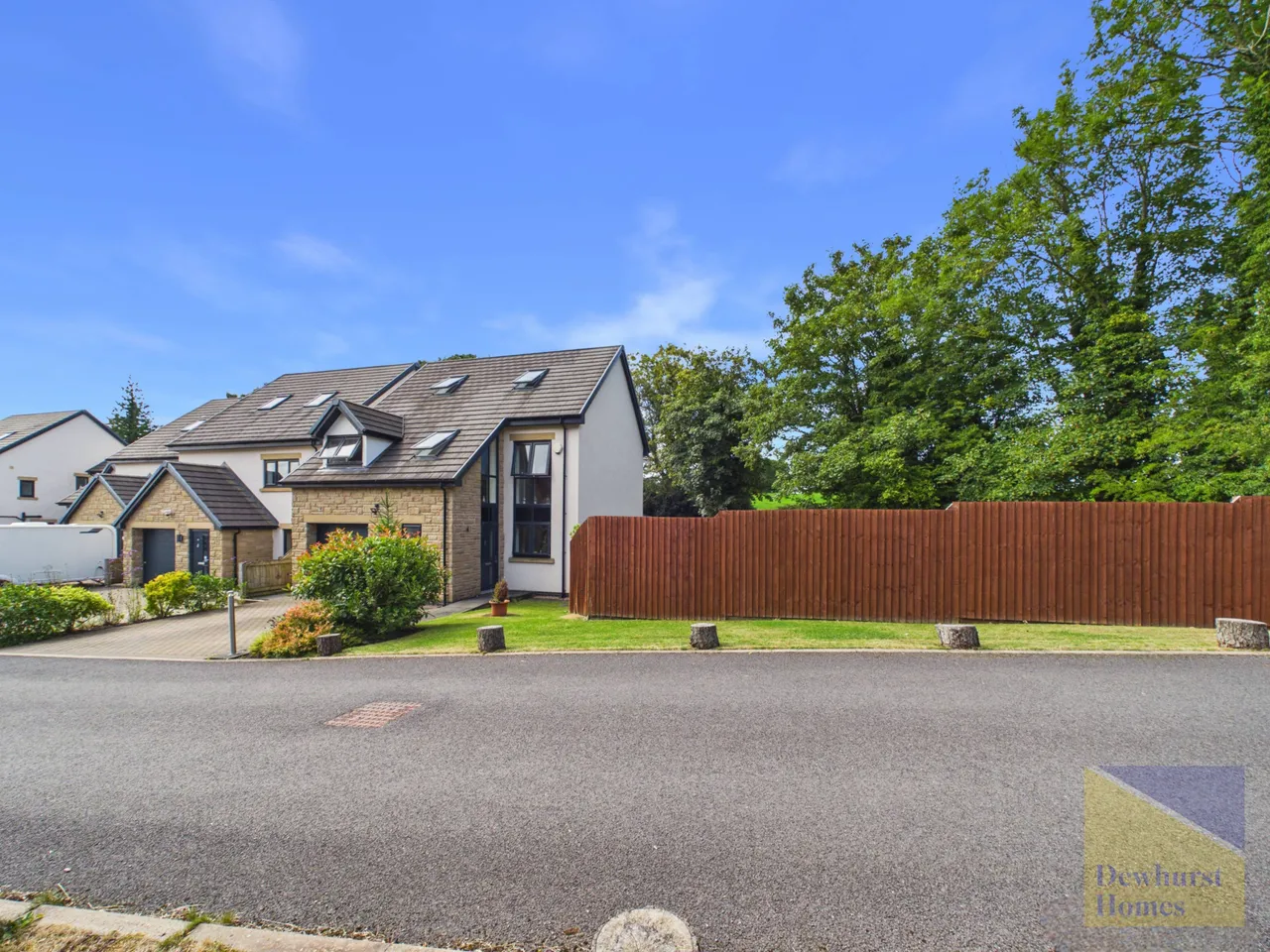 4 bed property for sale — Shireshead Gardens, Forton, Lancashire, PR3 0DR