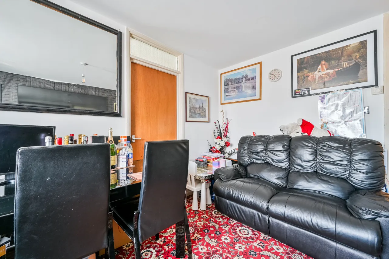 62 Erwood Road, London, photo 6