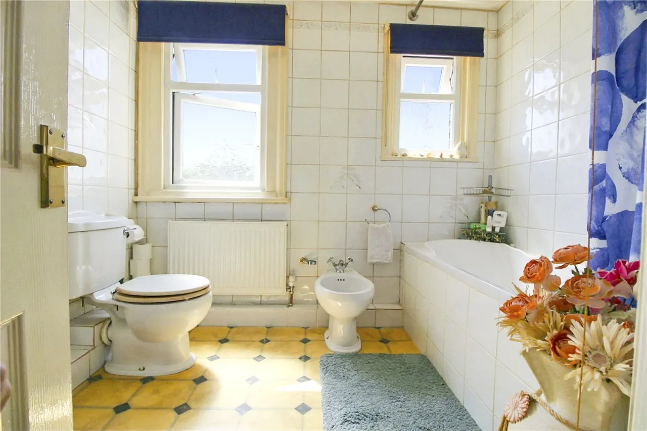 Hillborough Road, Westcliff-on-Sea, SS0, photo 5