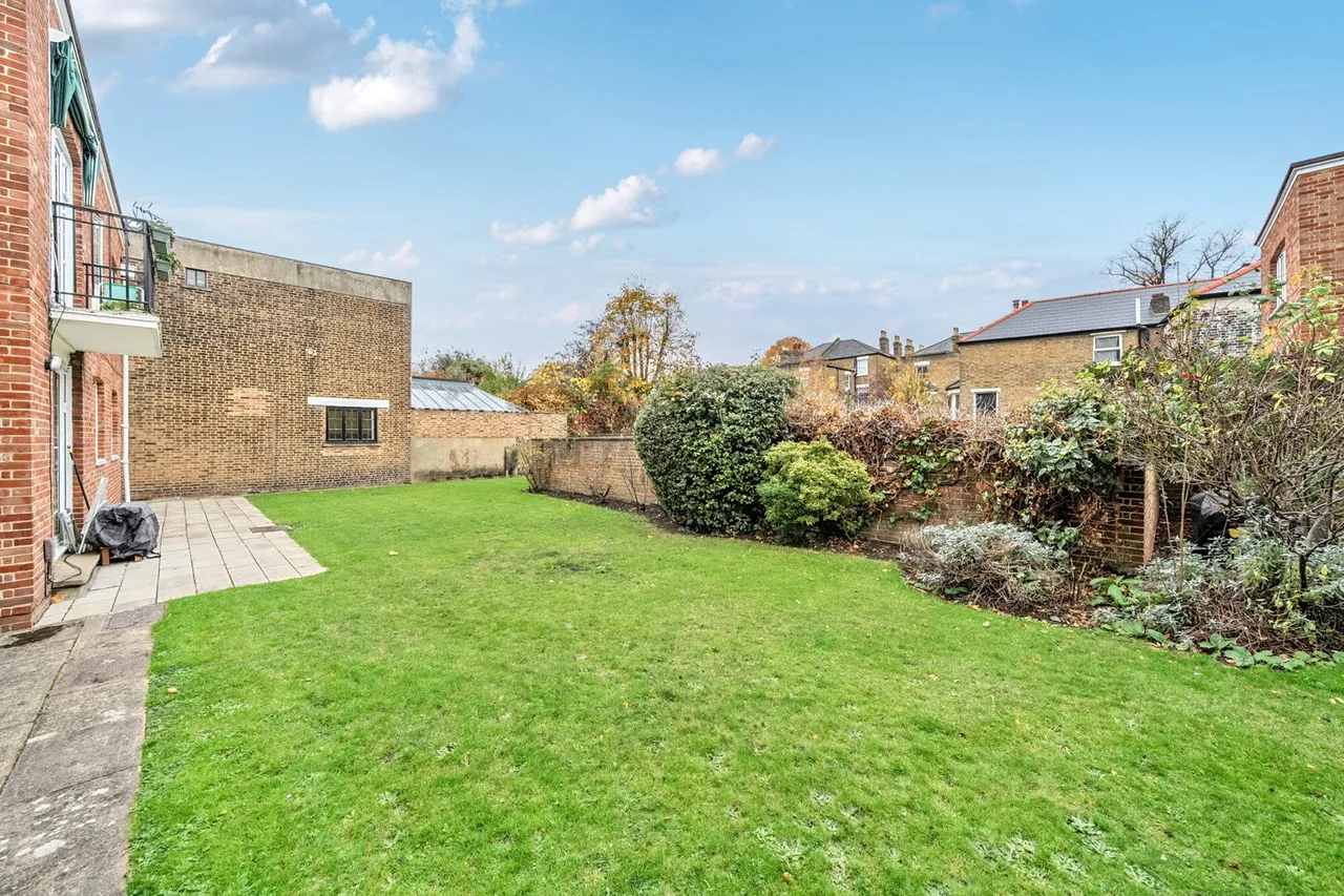 Grove Lane, SE5, photo 18