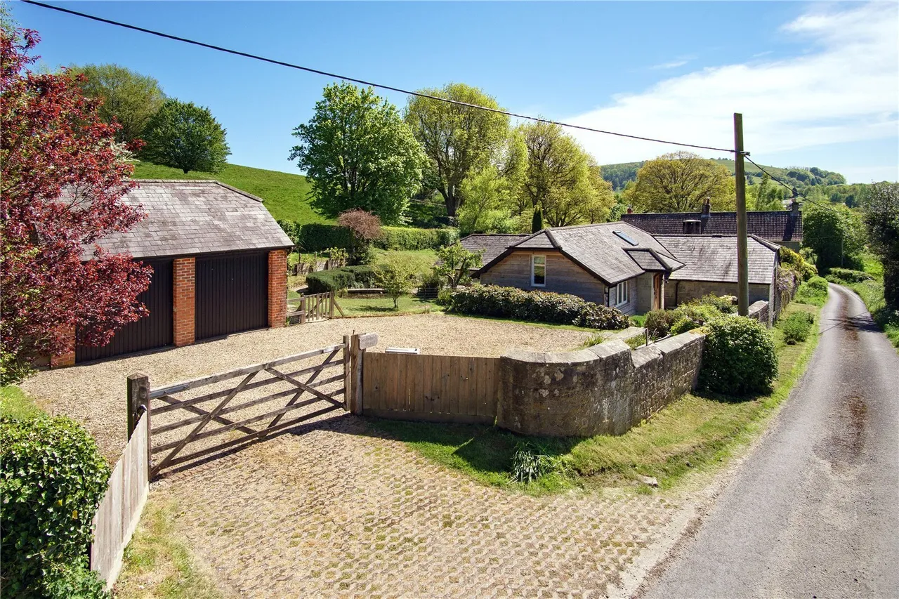 Foots Hill, Cann, SP7, photo 2