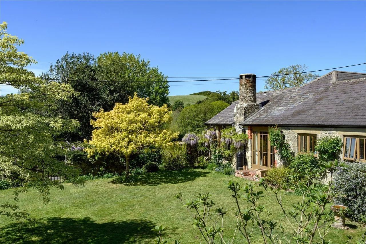 Foots Hill, Cann, SP7, photo 6