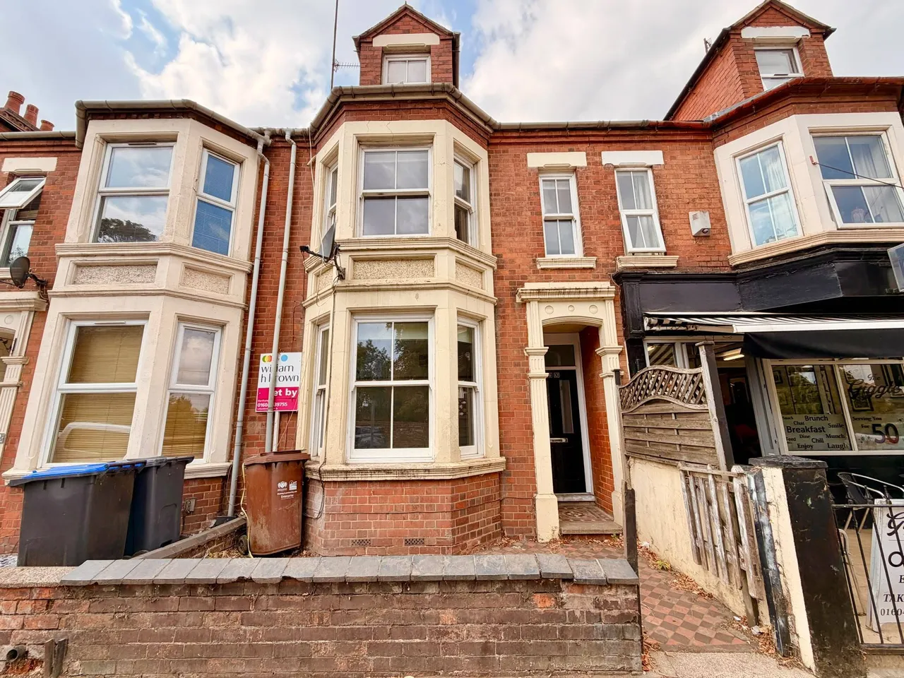 4 bed house to rent — London Road, NORTHAMPTON