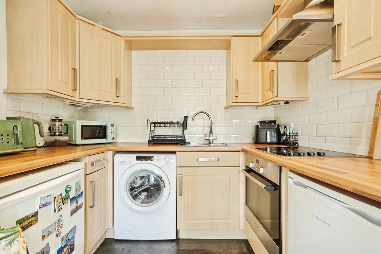 Teale Court, LEEDS, West Yorkshire, LS7, photo 9