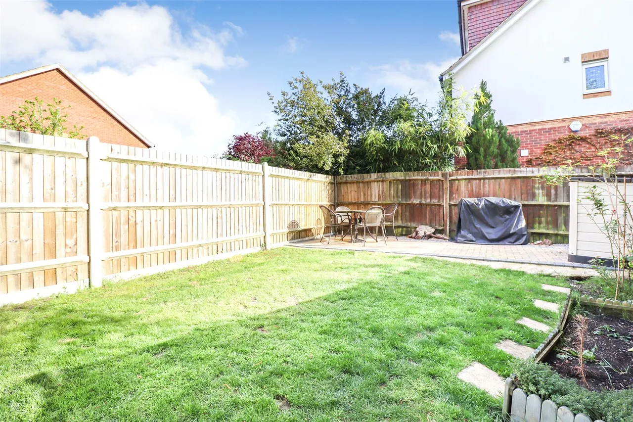Lime Drive, Fleet, GU51, photo 11