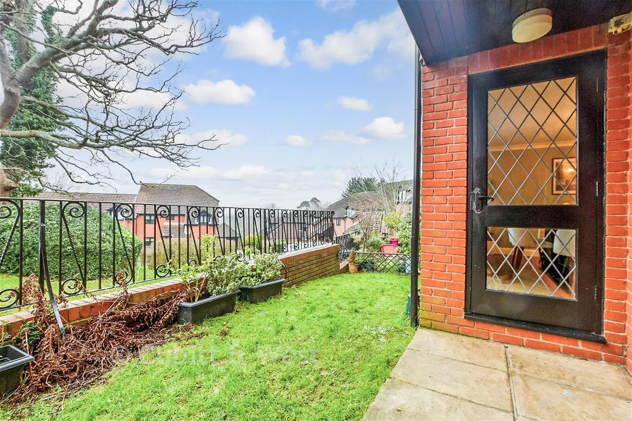 Harrowlands Park, Dorking, RH4, photo 14