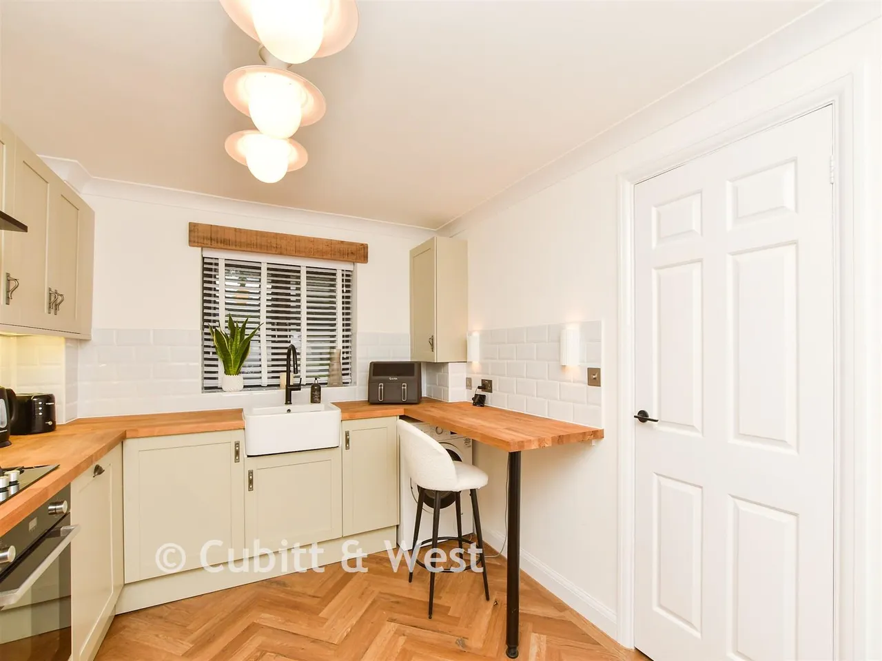 Harrowlands Park, Dorking, RH4, photo 7