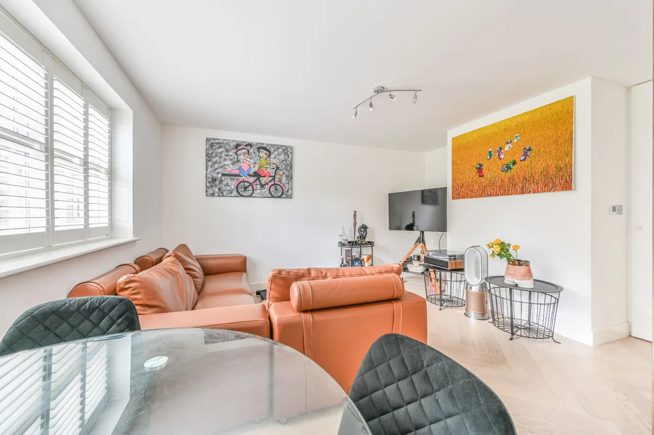 30 Stott Close, London, photo 4