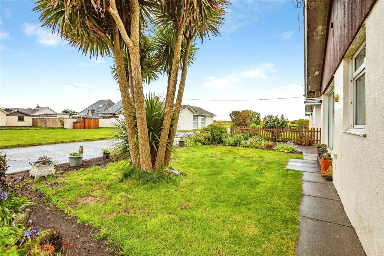 Renfrew Drive, Ynyslas, SY24, photo 5