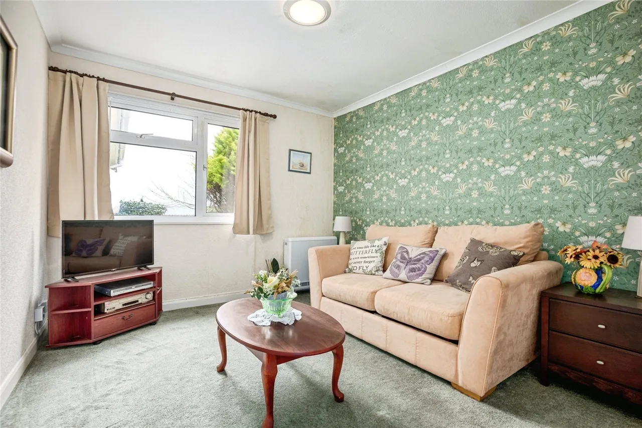 Renfrew Drive, Ynyslas, SY24, photo 13