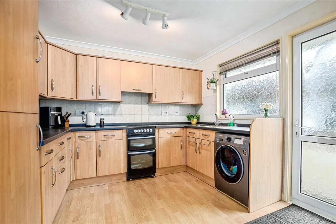 Renfrew Drive, Ynyslas, SY24, photo 7