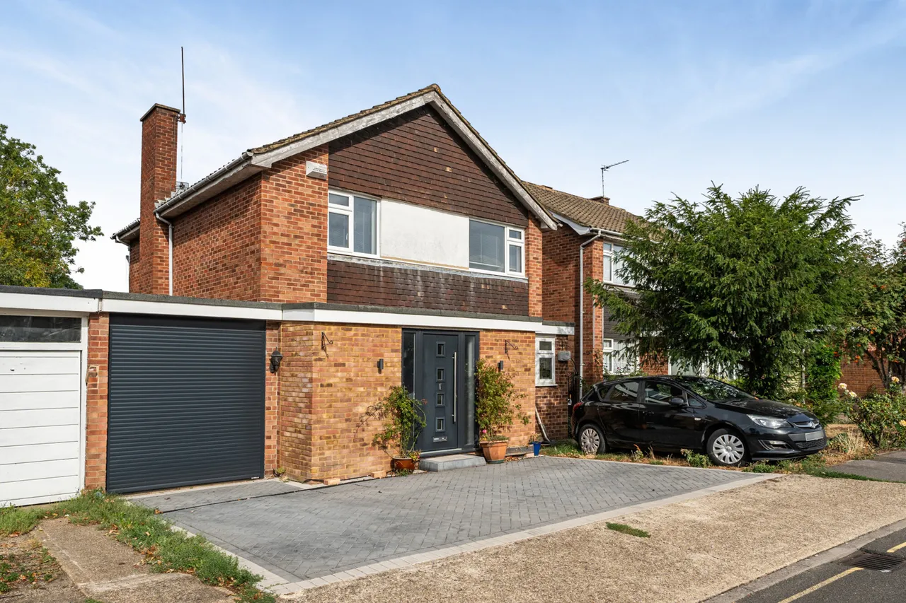 4 bed house for sale, Rectory Way, Ickenham, UB10