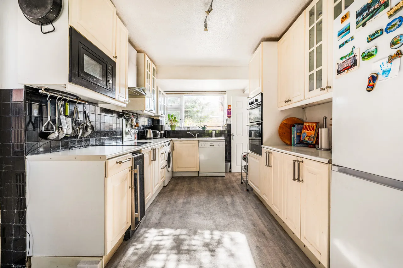 Rectory Way, Ickenham, UB10, photo 13