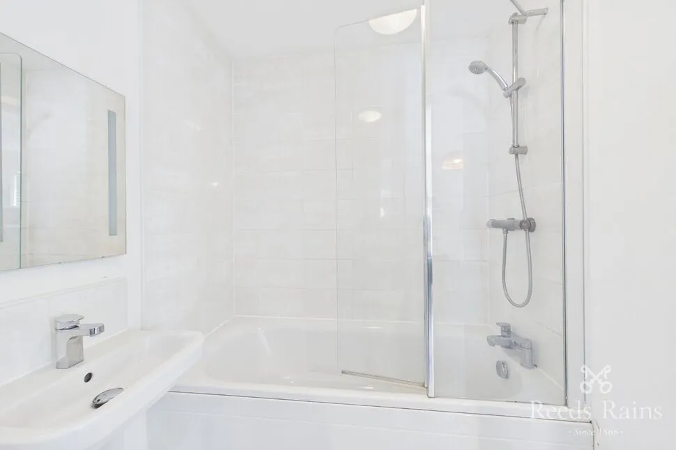 Carnforth Avenue, Wakefield, West Yorkshire, WF1, photo 9