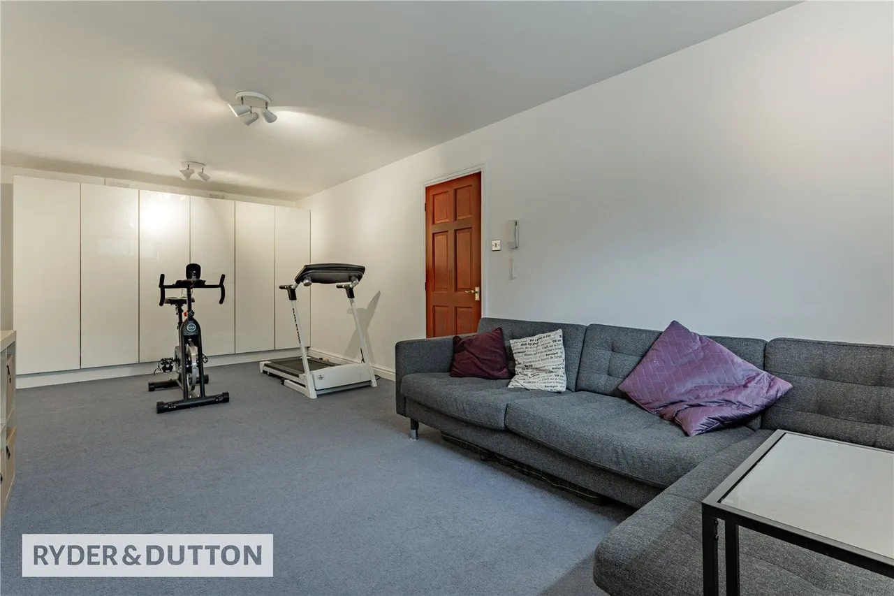 Oakenshaw View, Whitworth, OL12, photo 16