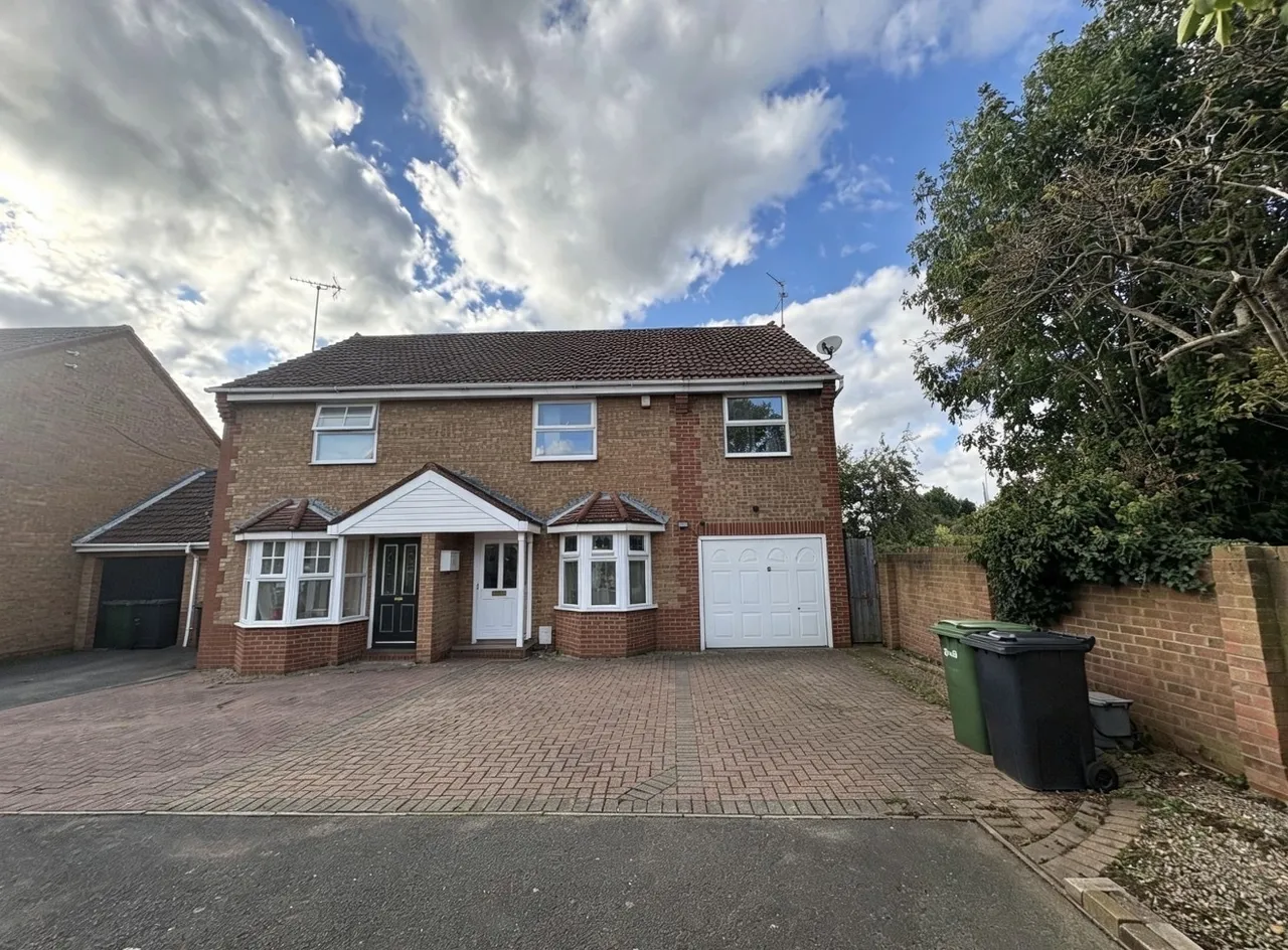 3 bed house for sale, Fairchild Way, Peterborough, PE1