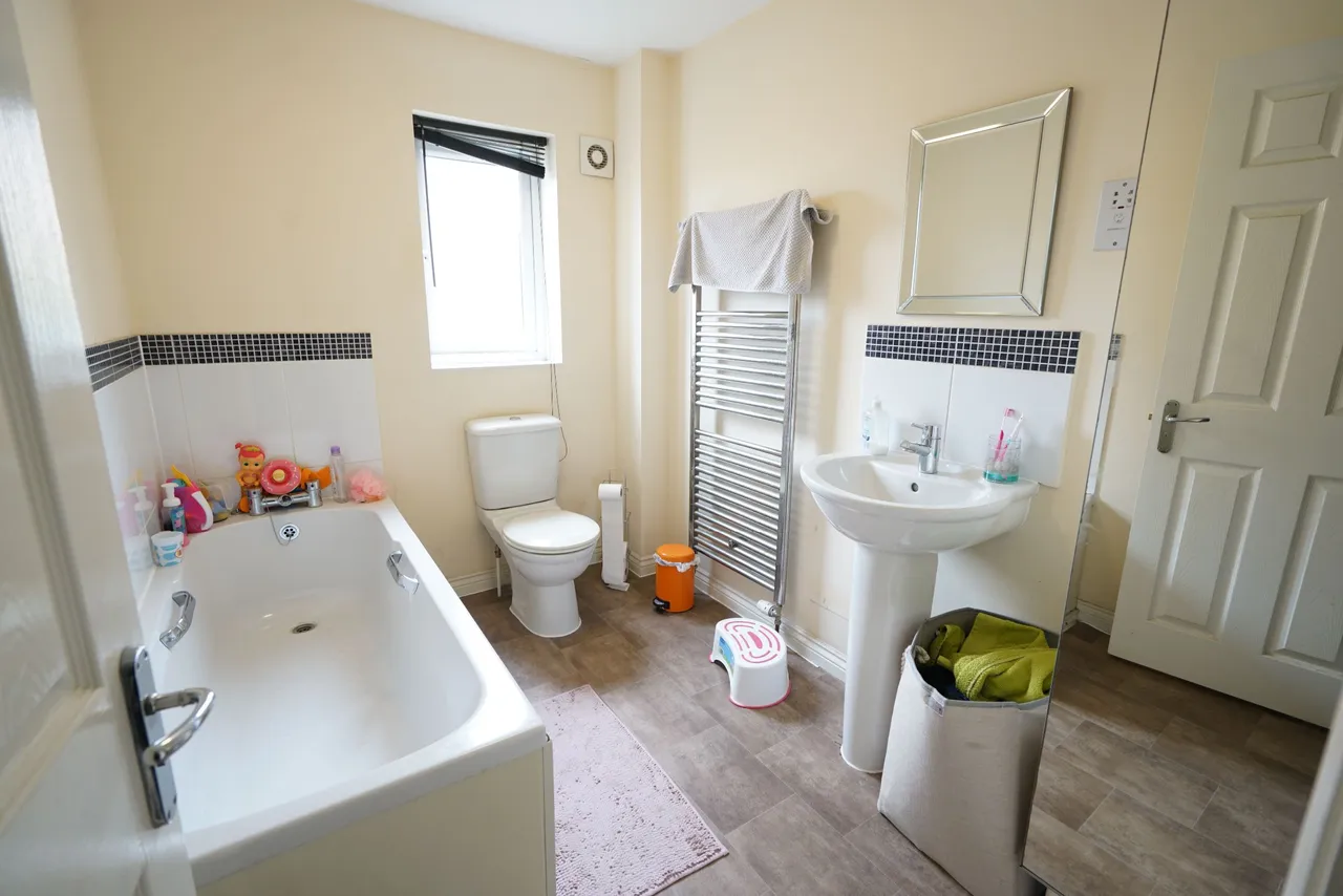 The Rookery, Grays, Essex, RM20 3HB, photo 9