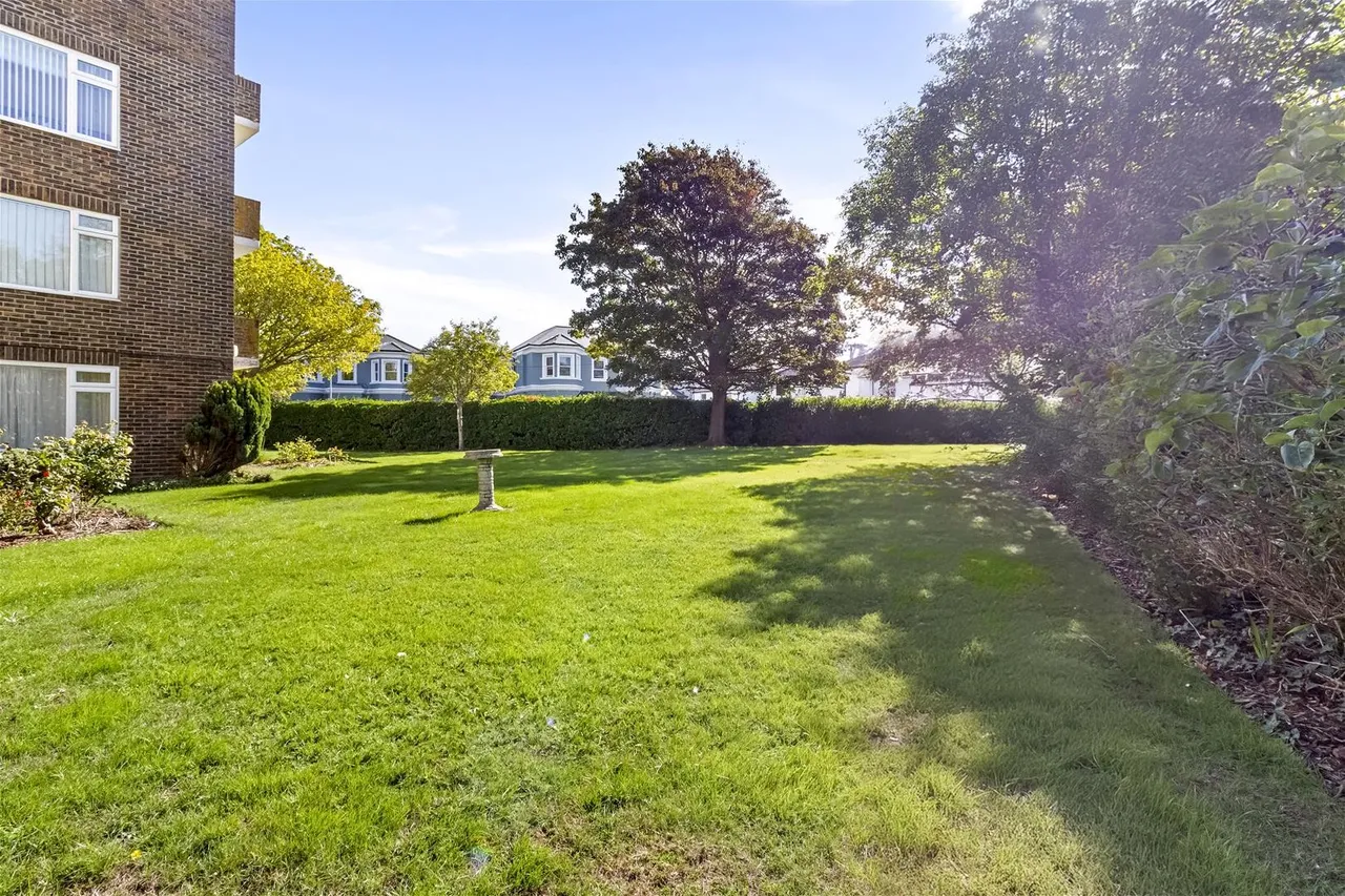 Wordsworth Road, Worthing, photo 12