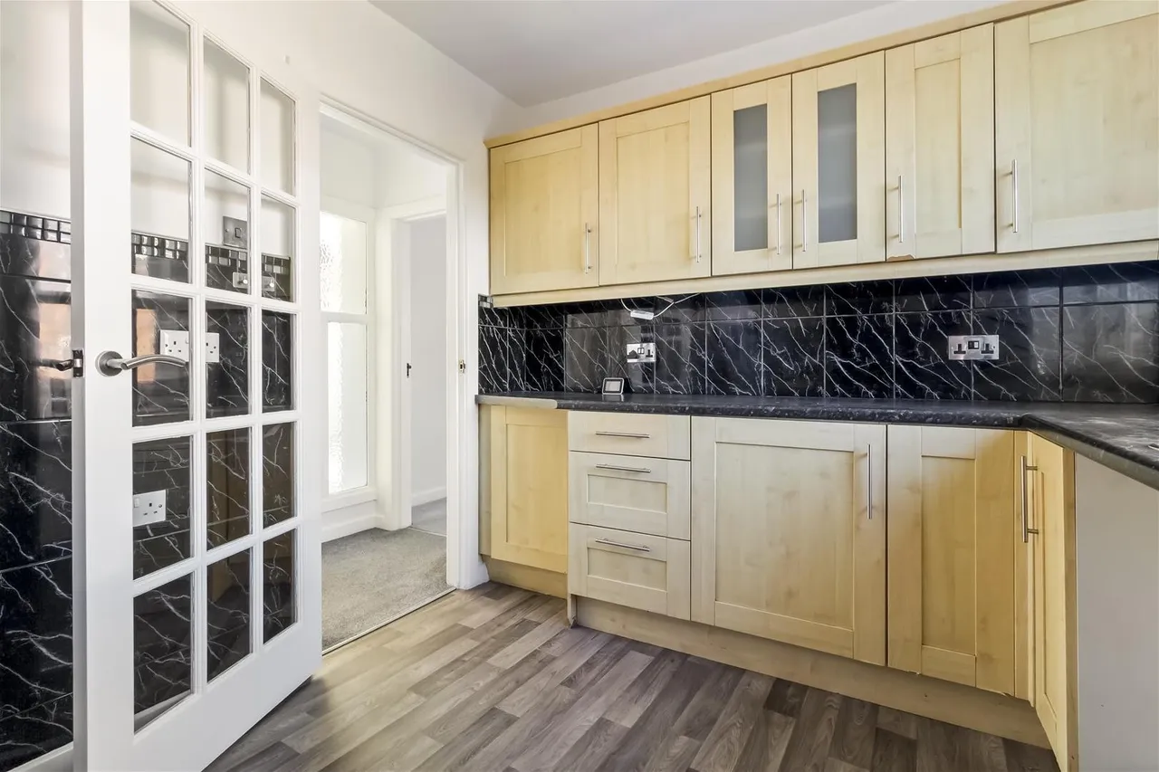 Wordsworth Road, Worthing, photo 6