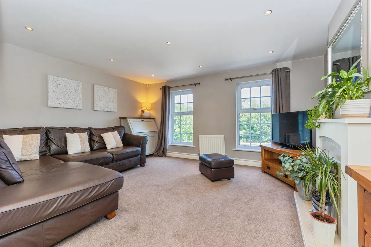 Three Counties Road, Mossley, OL5, photo 13