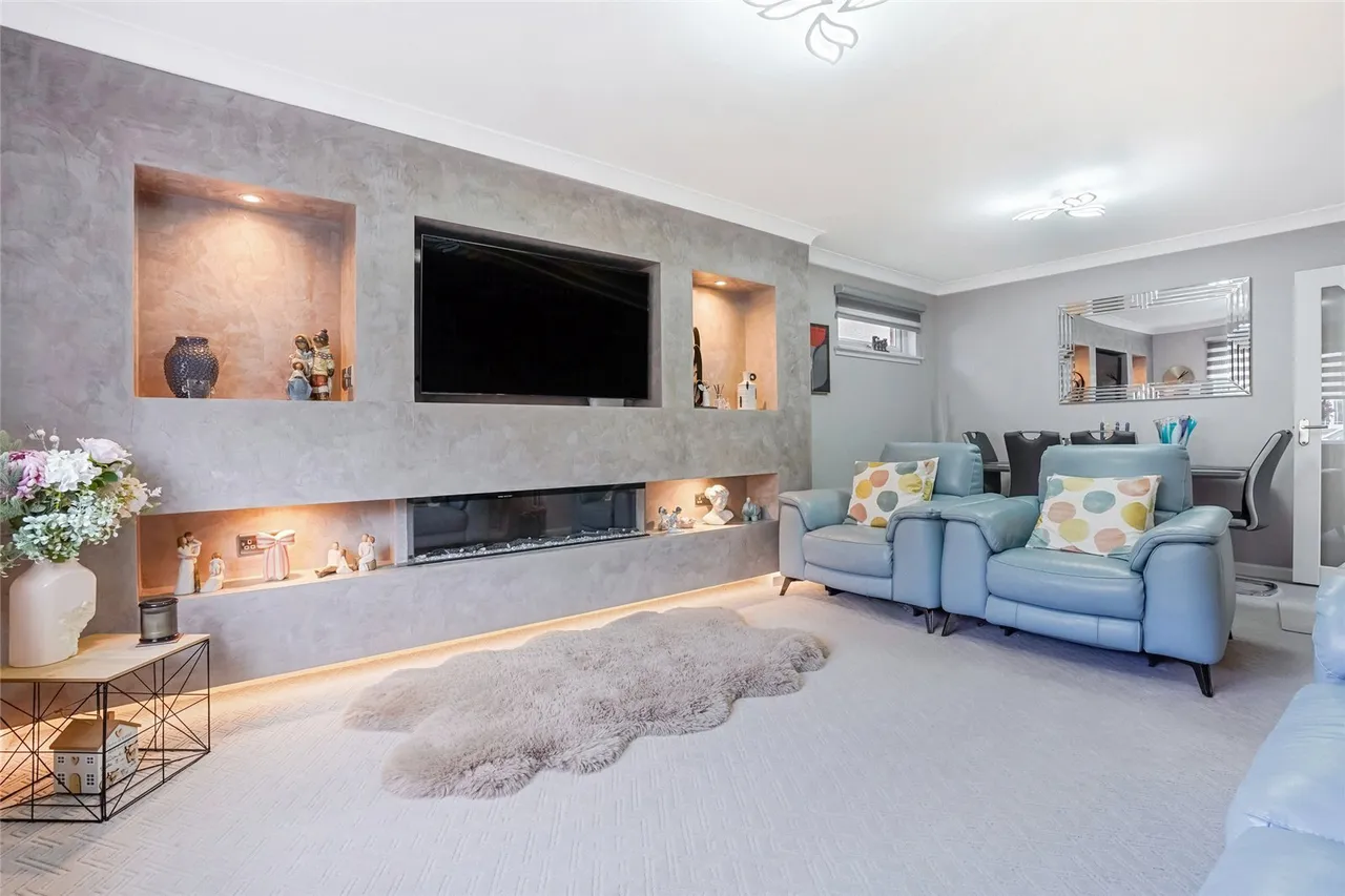 Balta Crescent, Cambuslang, Lanarkshire, G72, photo 6