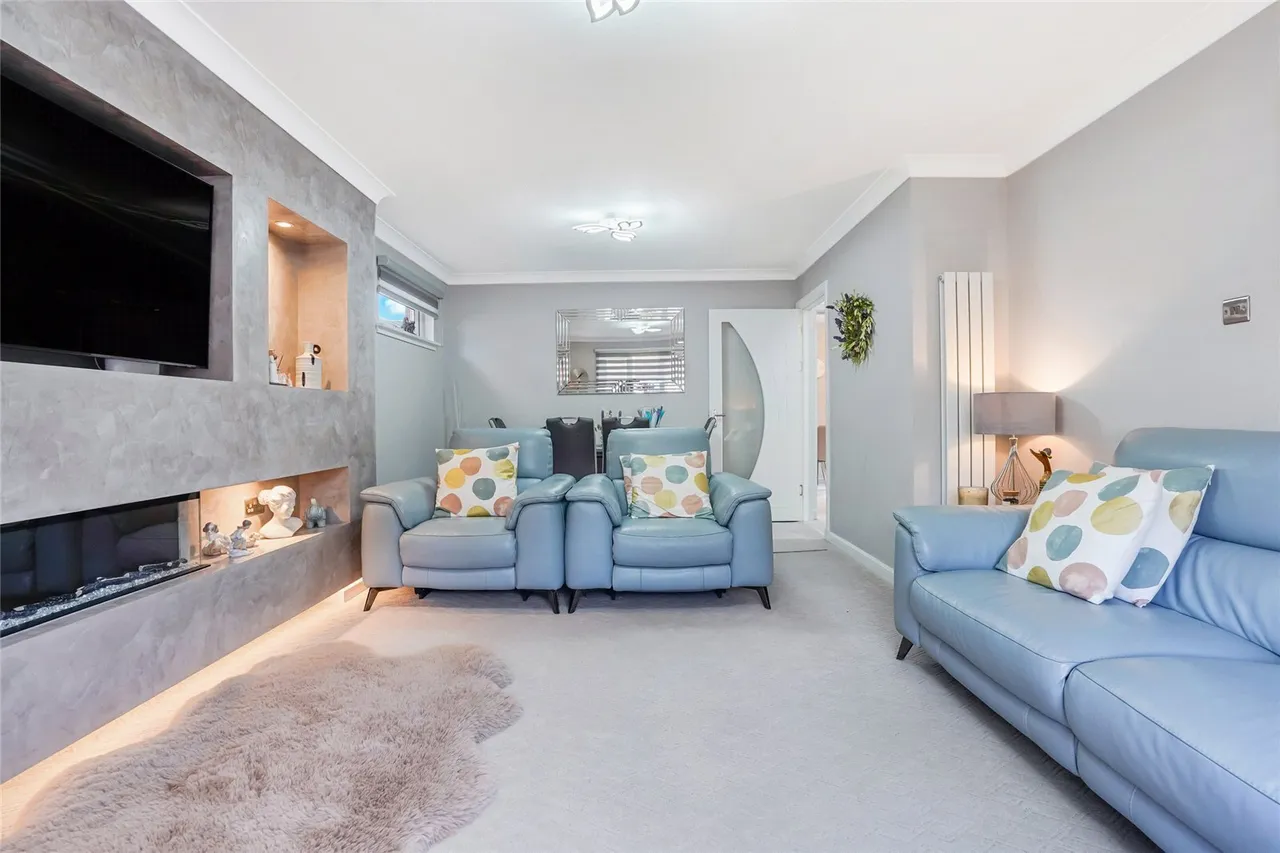 Balta Crescent, Cambuslang, Lanarkshire, G72, photo 8