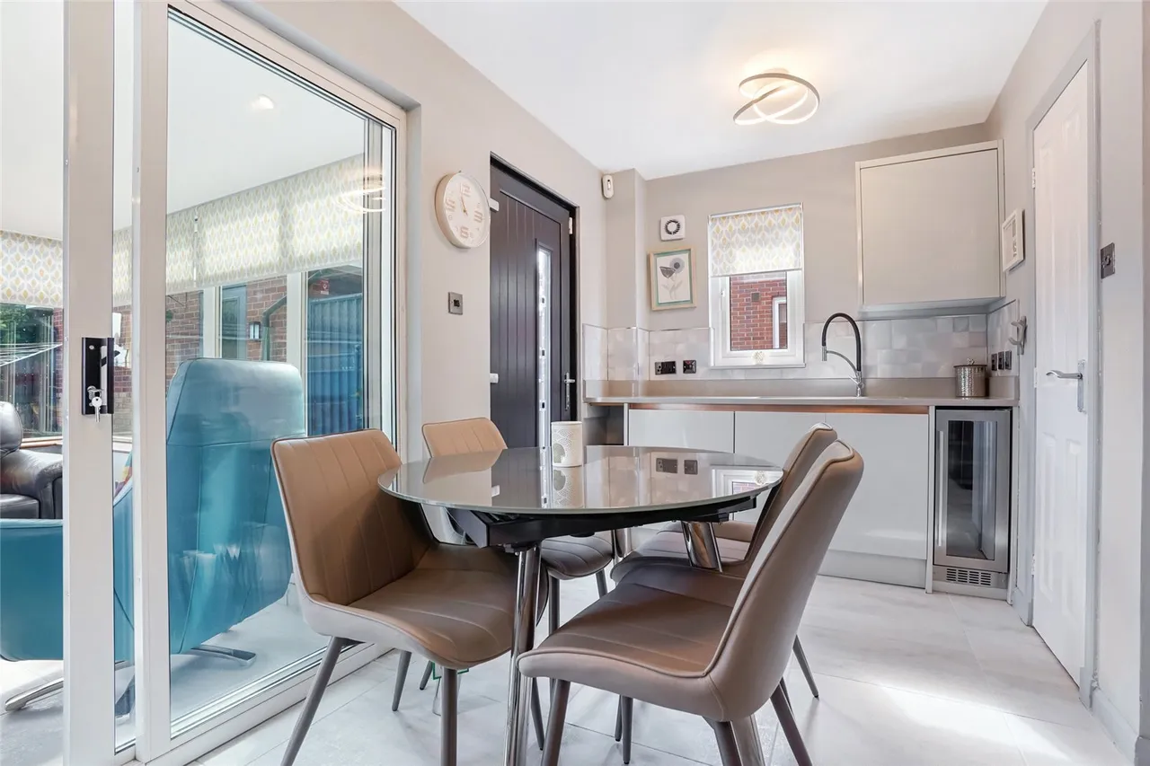 Balta Crescent, Cambuslang, Lanarkshire, G72, photo 12