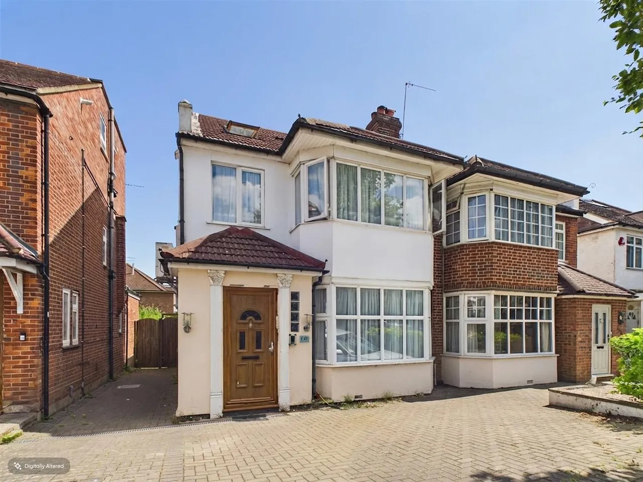 6 bed house for sale — St. Margarets Road, Edgware