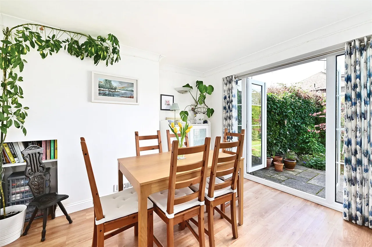 Greenways, Fleet, Hampshire, GU52 7XF, photo 4