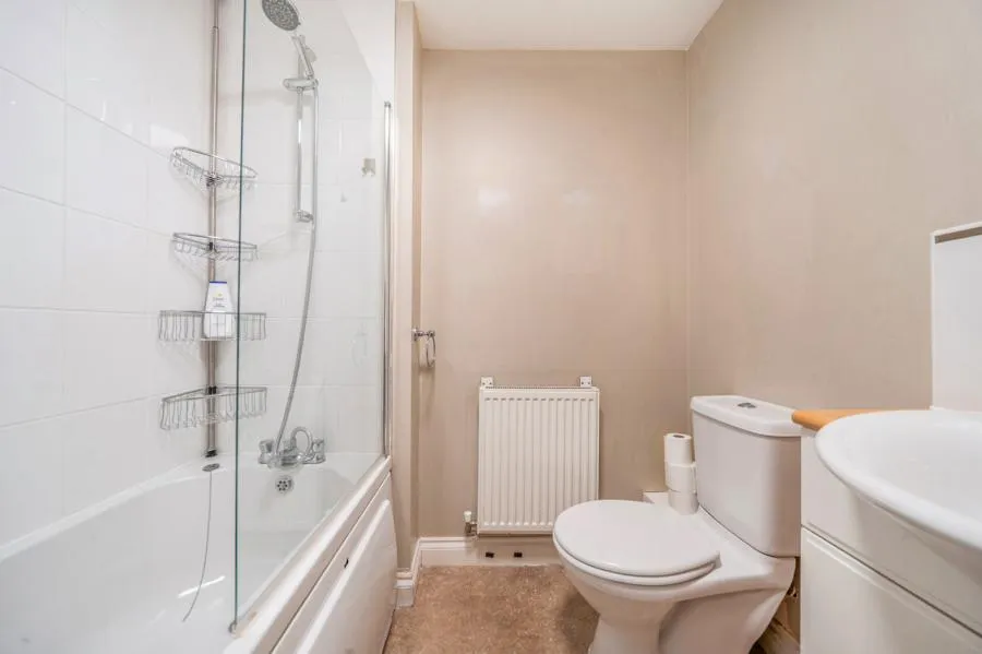 Urquhart Road, Thatcham, RG19, photo 8