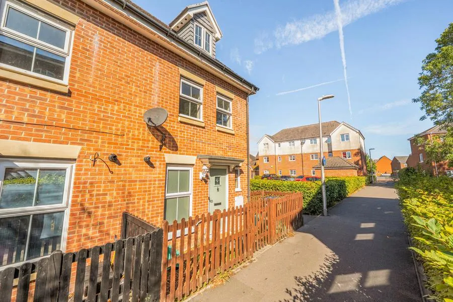 Urquhart Road, Thatcham, RG19, photo 15