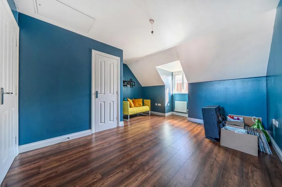 Urquhart Road, Thatcham, RG19, photo 9
