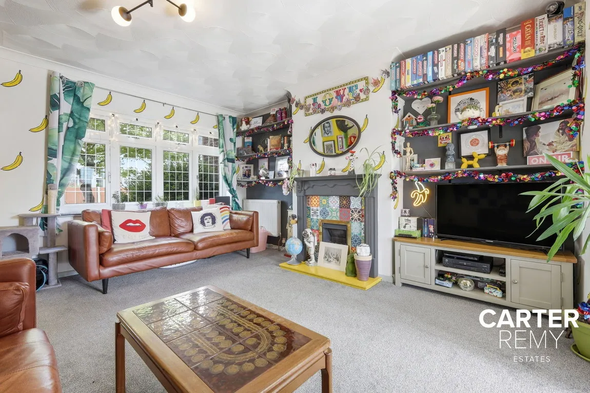 Larkswood Road, Corringham, Stanford-le-hope, SS17 9DD, photo 8