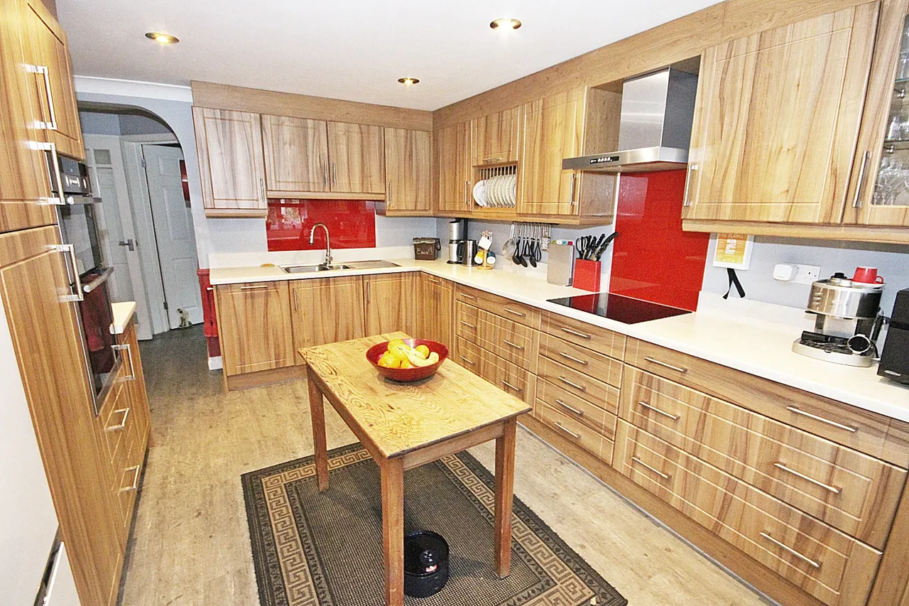 Glebe Road, Ampthill, photo 6