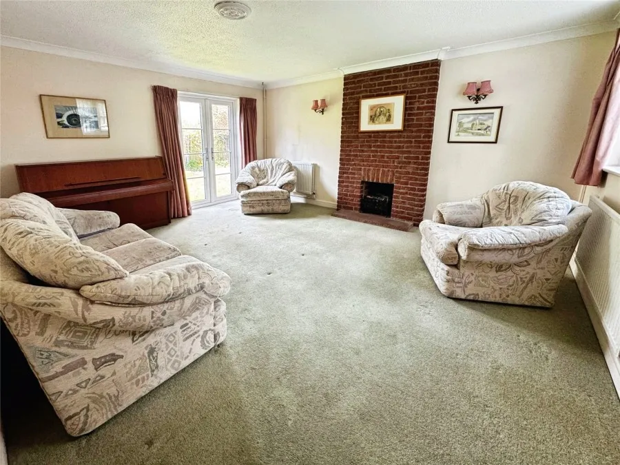 with 3 bedrooms in Harlow, CM17, photo 3