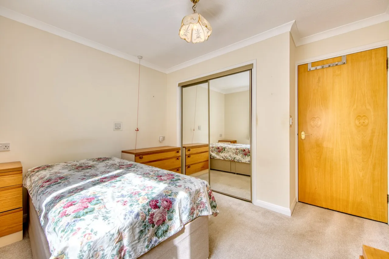 Westminster Court, Wanstead, photo 11