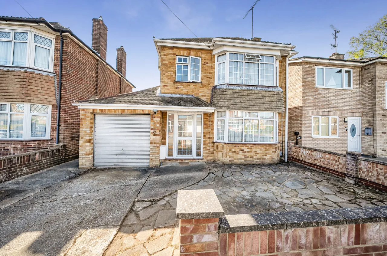 Manor Park, Maids Moreton, Buckingham, Buckinghamshire, MK18, photo 5