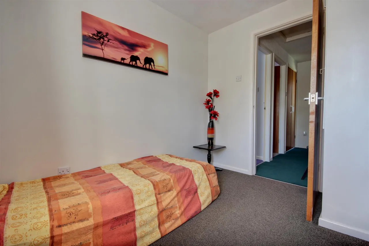 Copandale Road, Beverley, photo 10