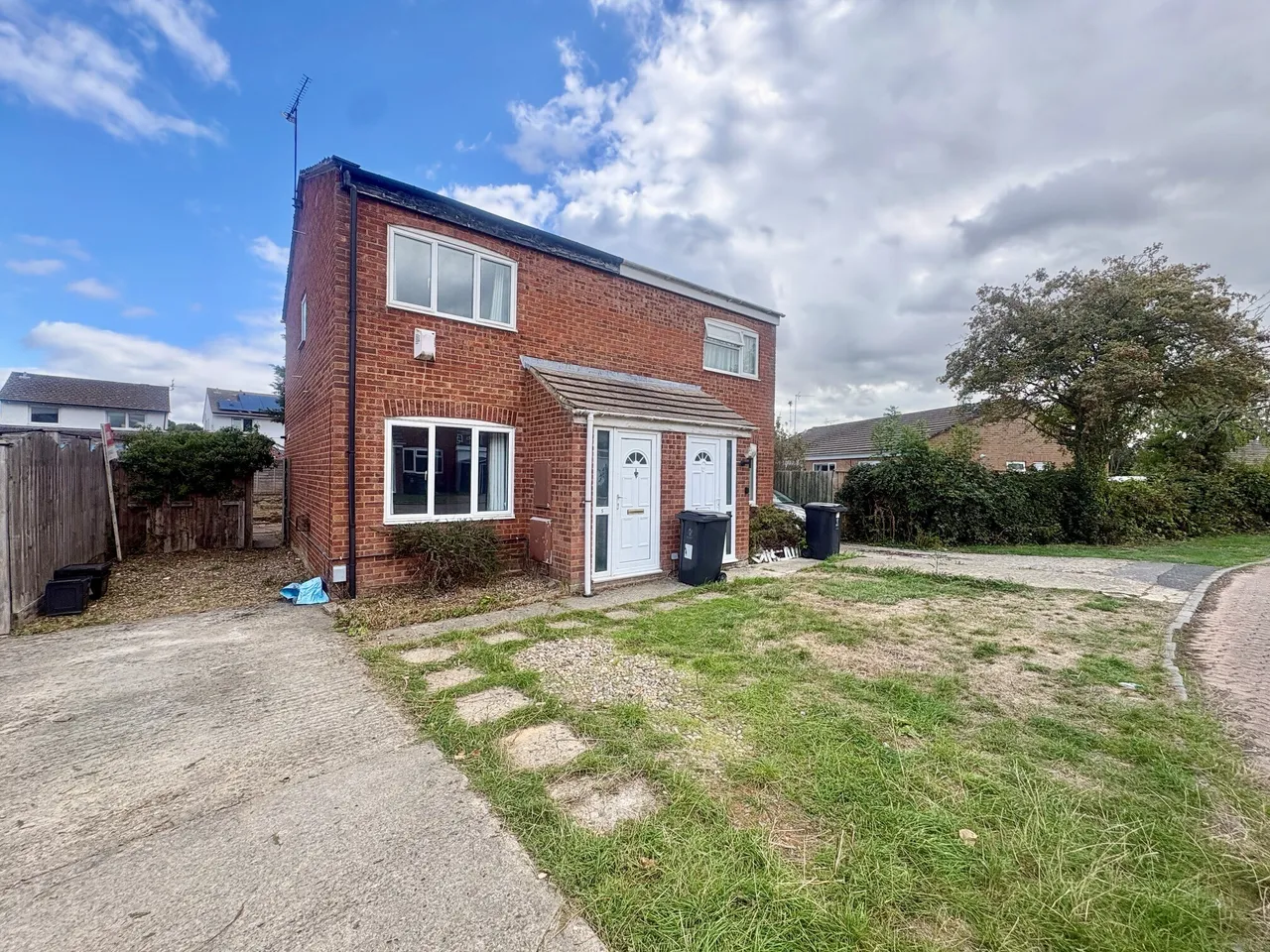 2 bed house to rent, Freshbrook, SN5
