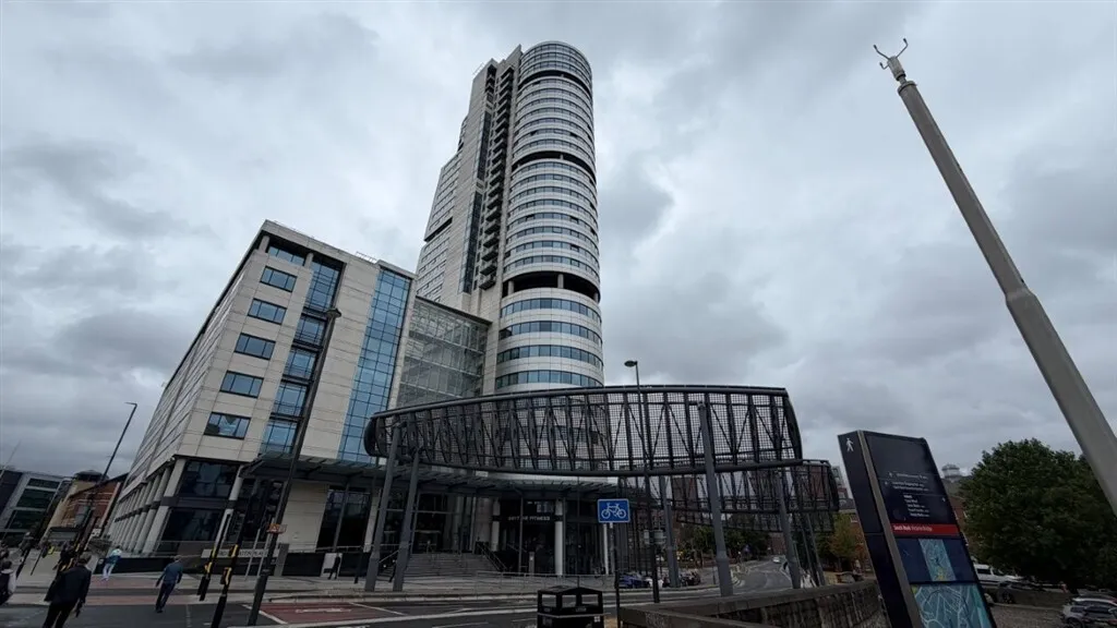 Water Lane, LEEDS, photo 6