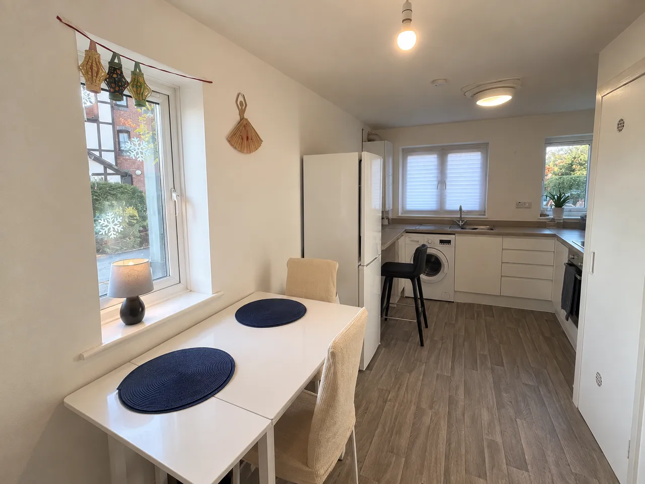 2 bed flat to rent, Gatehouse, The Moorings, CV31