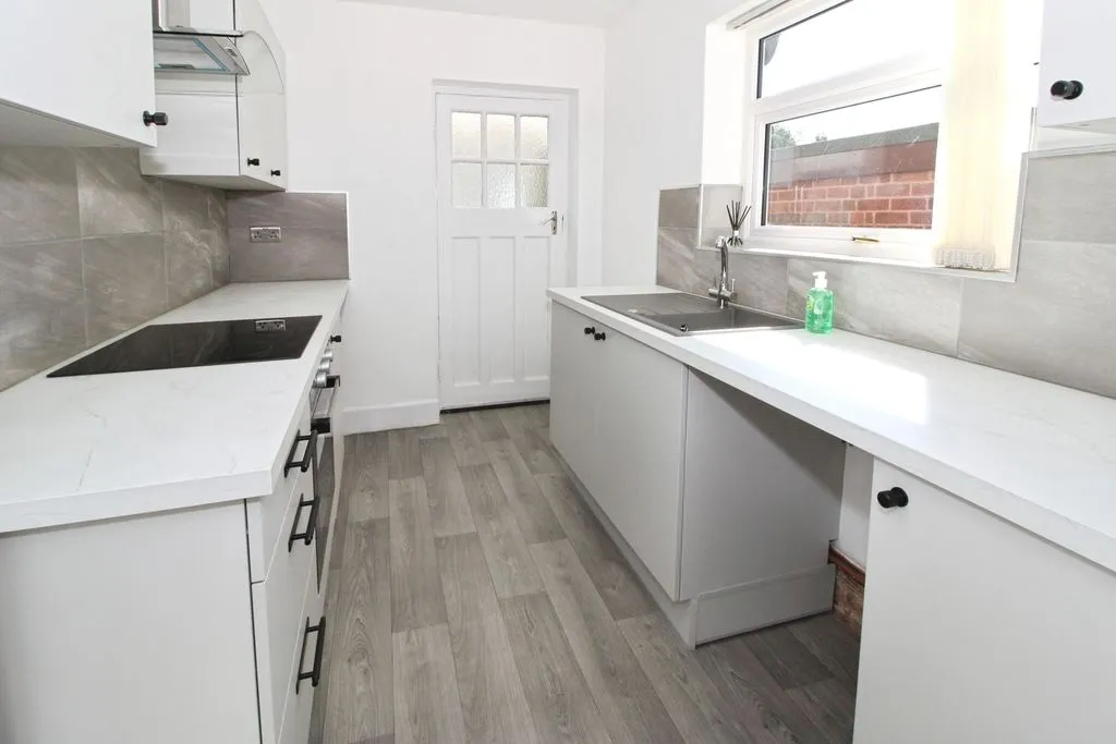 Victoria Road, Pelsall, WS3, photo 3