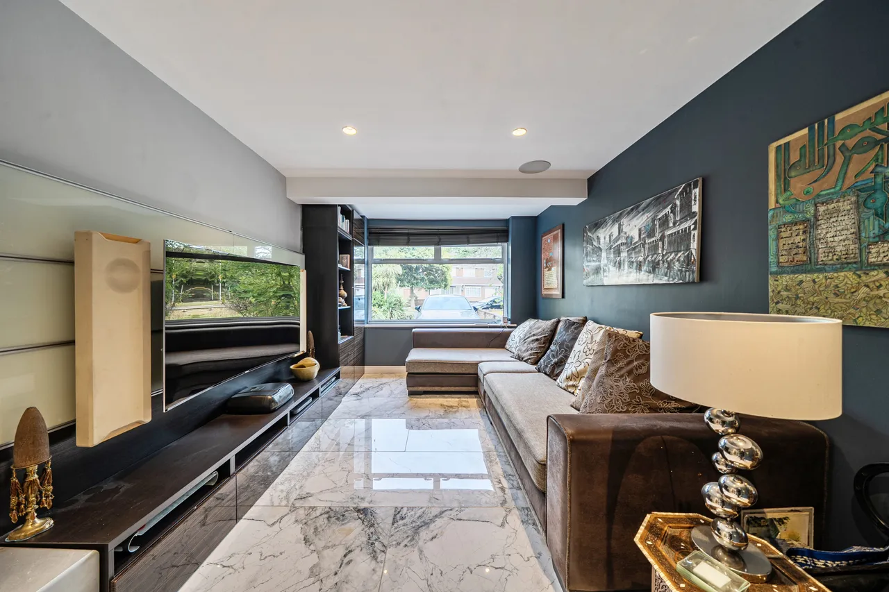 Kings College Road, Ruislip, HA4, photo 4