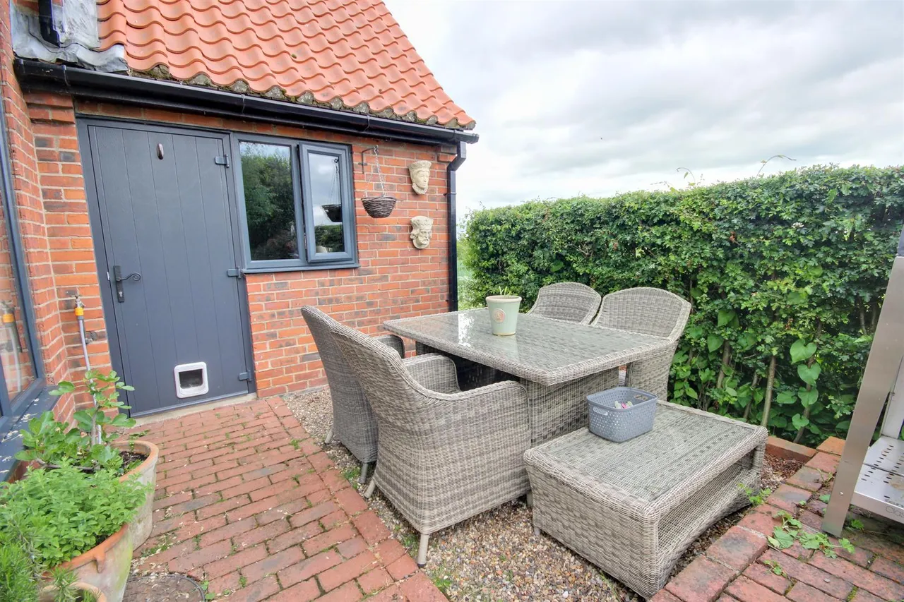Queens Mead, Lund, Driffield, photo 26