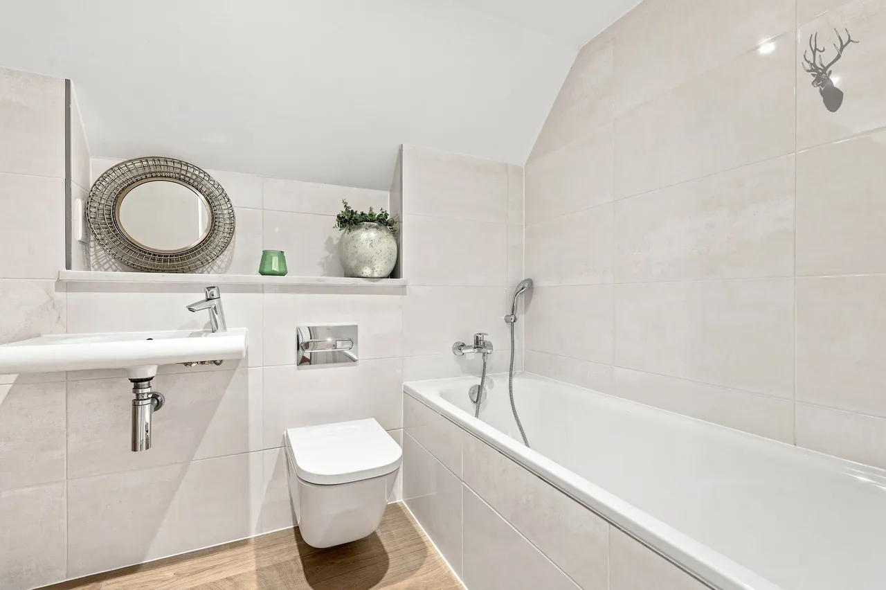 Wallen Park, Sawbridgeworth, CM21, photo 20