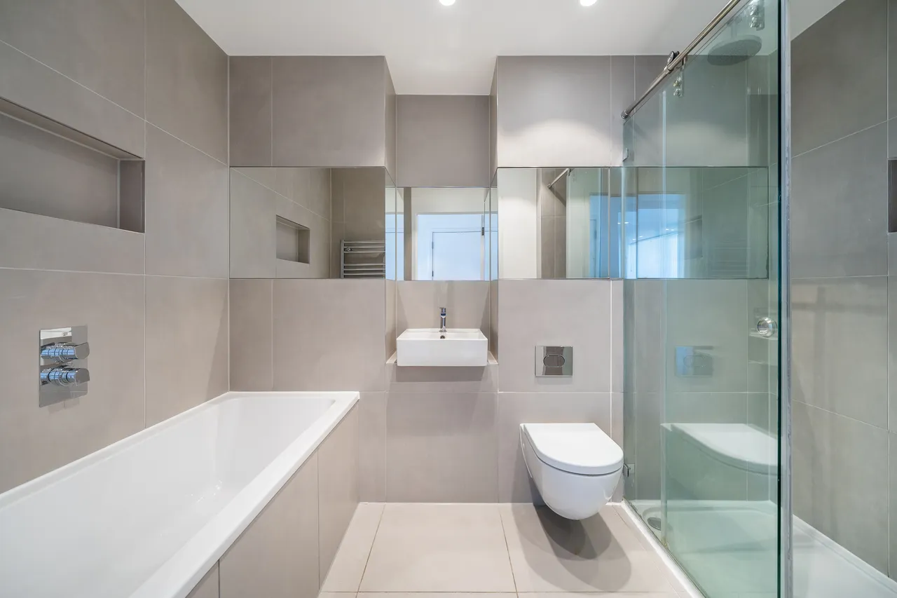 Buckhold Road, London, SW18, photo 9