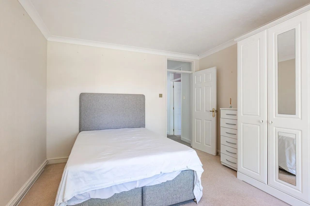 Detached Bungalow in Beetley with, photo 10