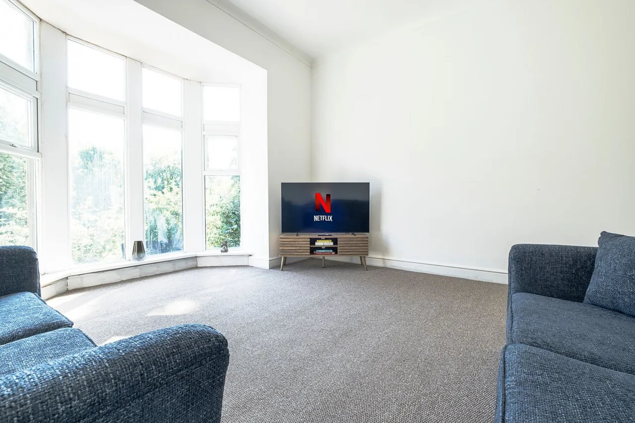 Quarella House Quarella, Bridgend, CF31, photo 53