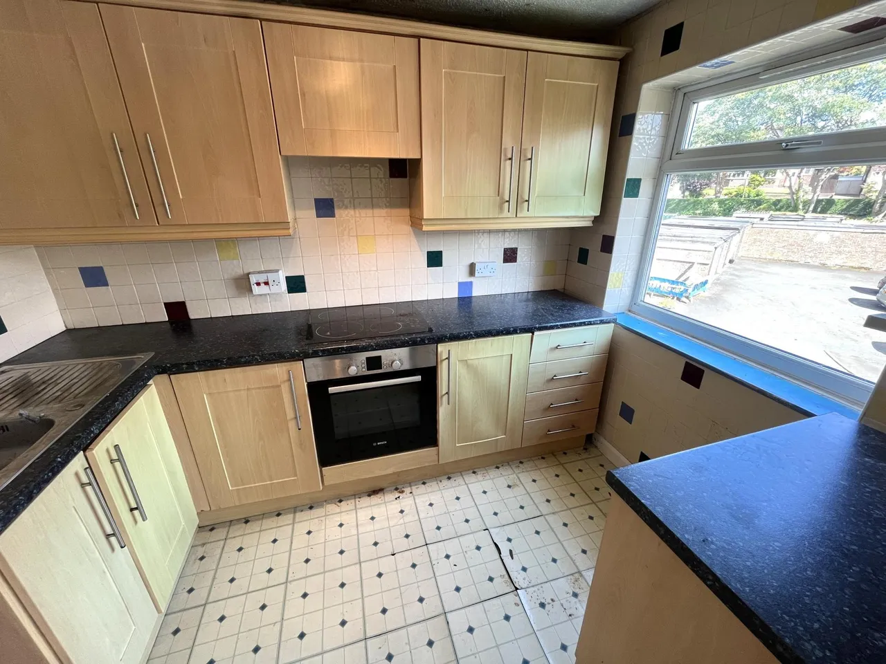 Lowther Road, Prestwich, M25, photo 4